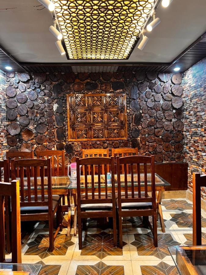 Lands End Resort Anantnag Екстер'єр фото