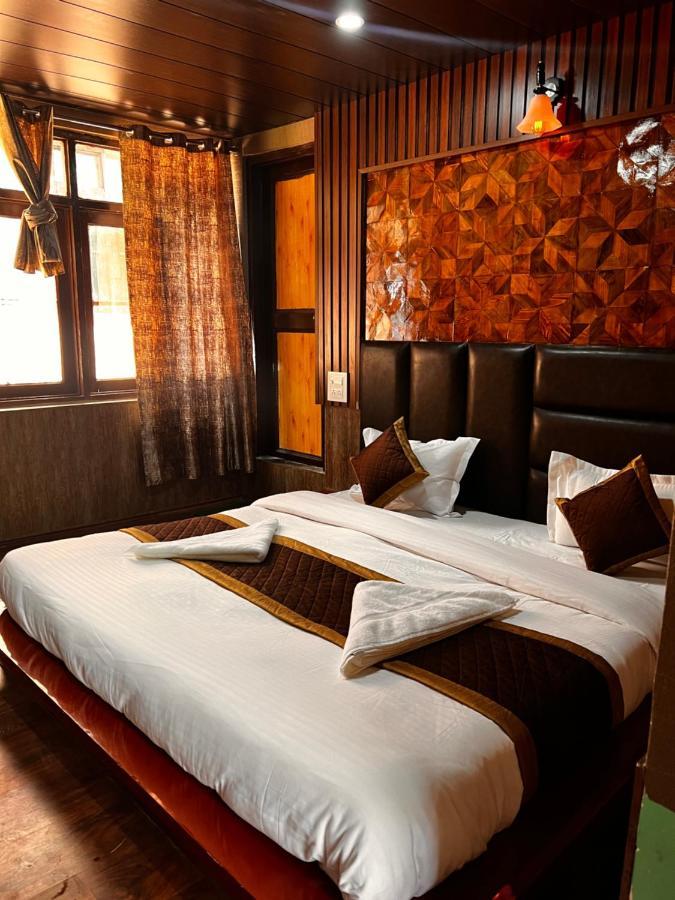 Lands End Resort Anantnag Екстер'єр фото