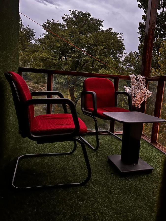 Lands End Resort Anantnag Екстер'єр фото